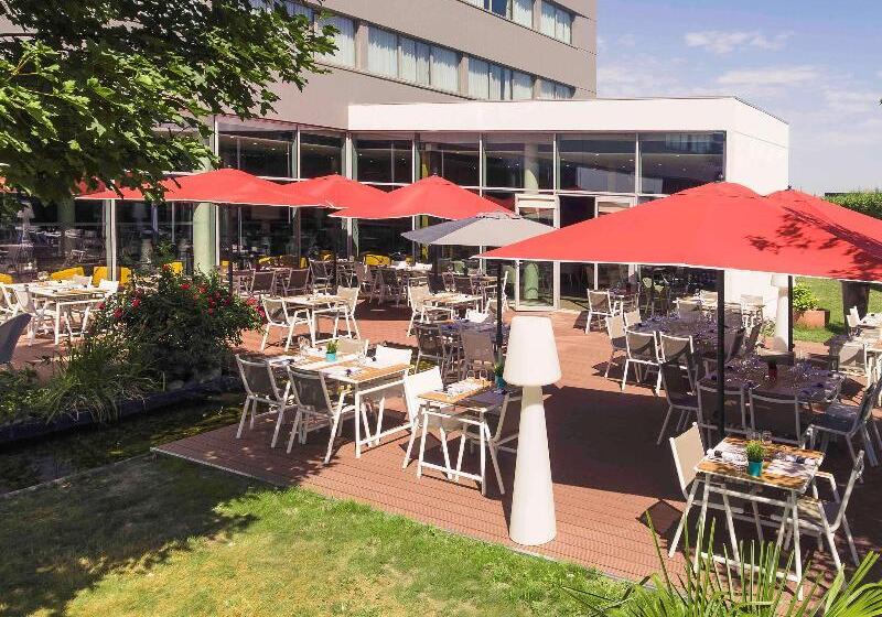 Отель Hôtel Mercure Lyon Genas Eurexpo