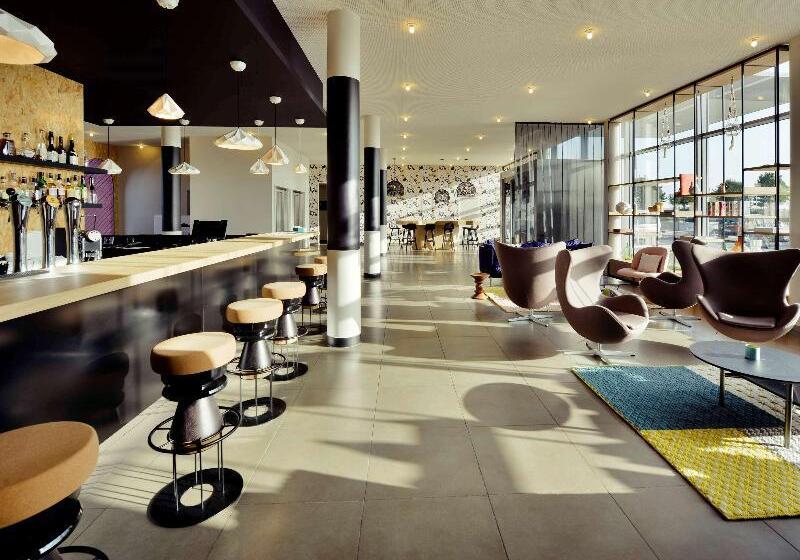 Отель Hôtel Mercure Lyon Genas Eurexpo