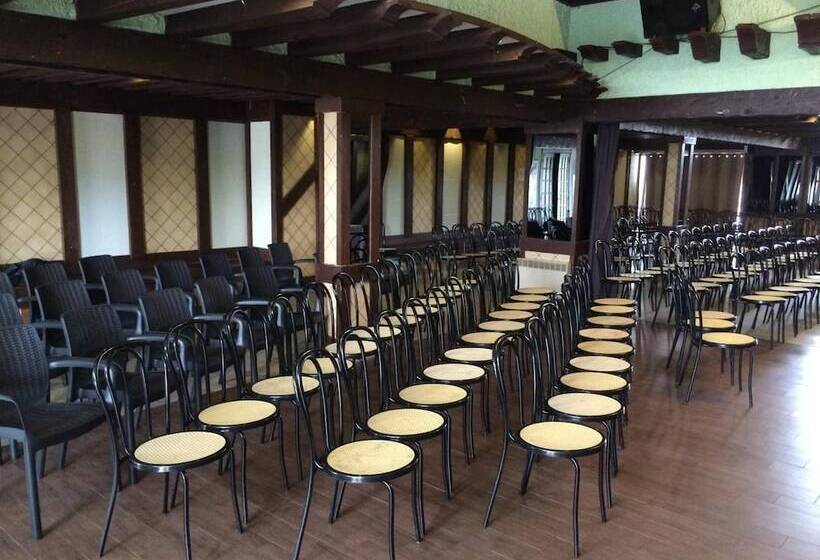 בית מלון כפרי Hôtel Restaurant Caribou