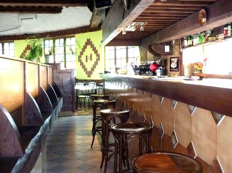 בית מלון כפרי Hôtel Restaurant Caribou