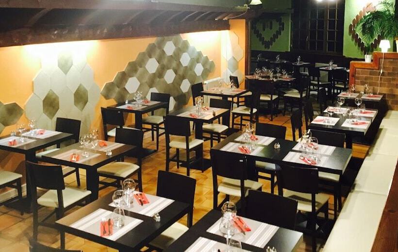 בית מלון כפרי Hôtel Restaurant Caribou