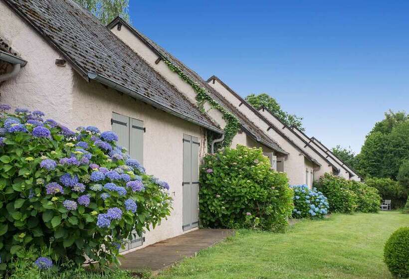 ホテル Hôtel Restaurant Les Coquelicots, The Originals Relais