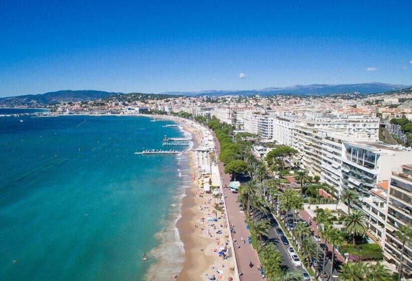 Отель Ibis Cannes Mouans Sartoux Piscine Parking Gratuit