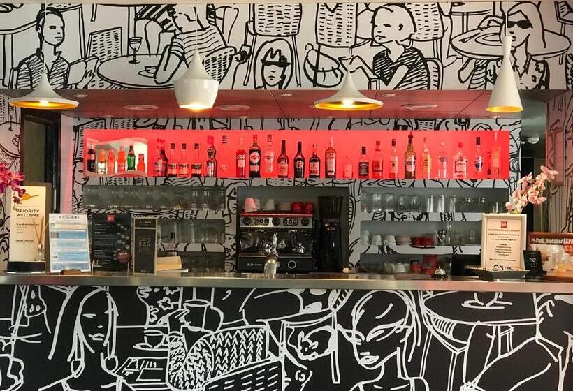 Отель Ibis Cannes Mouans Sartoux Piscine Parking Gratuit