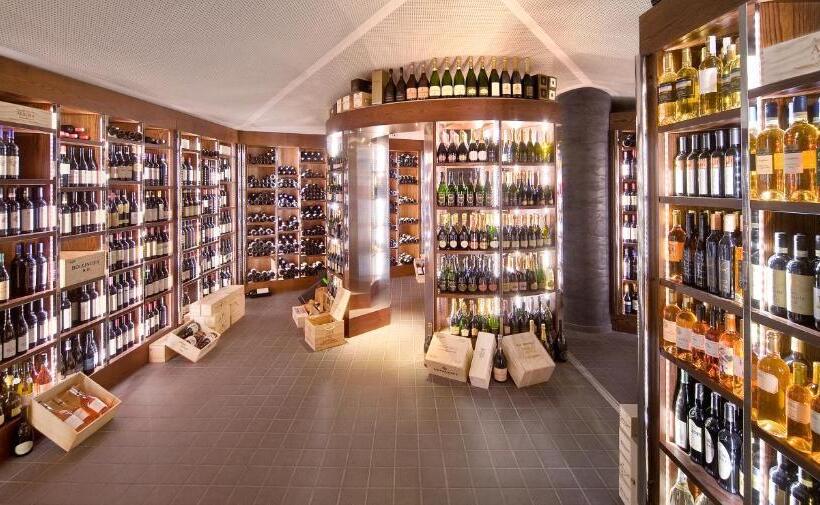 Отель Il Boscareto Resort & Spa