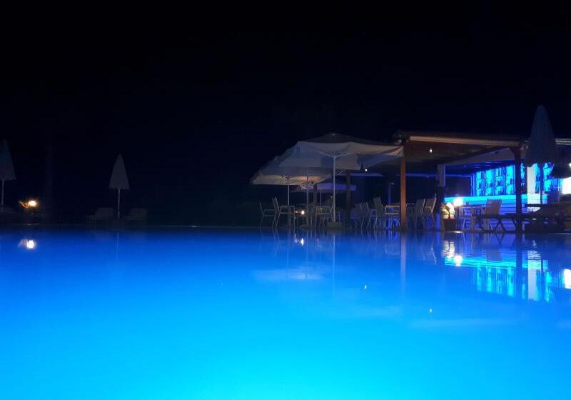 בית מלון כפרי Ilian Beach & Apartments