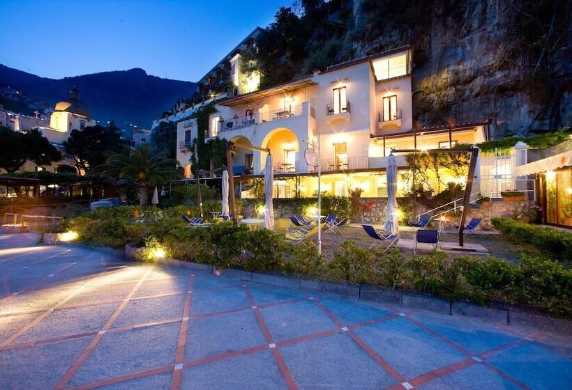 酒店 La Caravella Di Positano   Relais & Beach