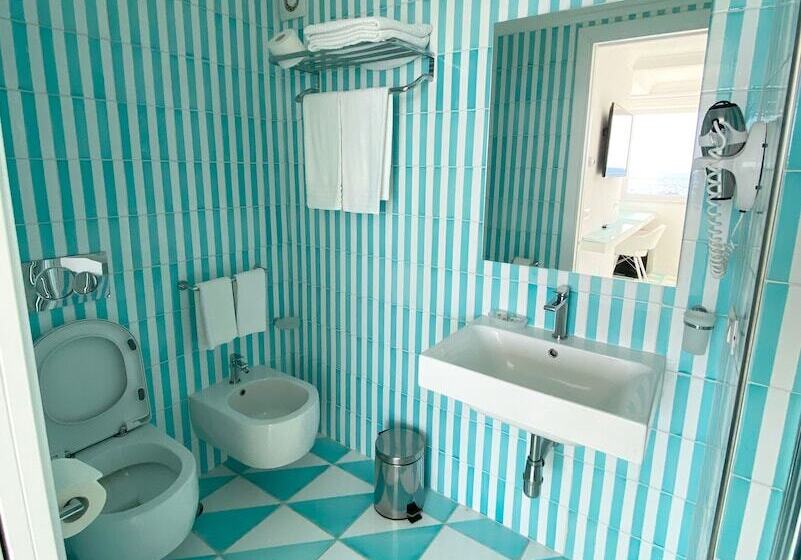 酒店 La Caravella Di Positano   Relais & Beach