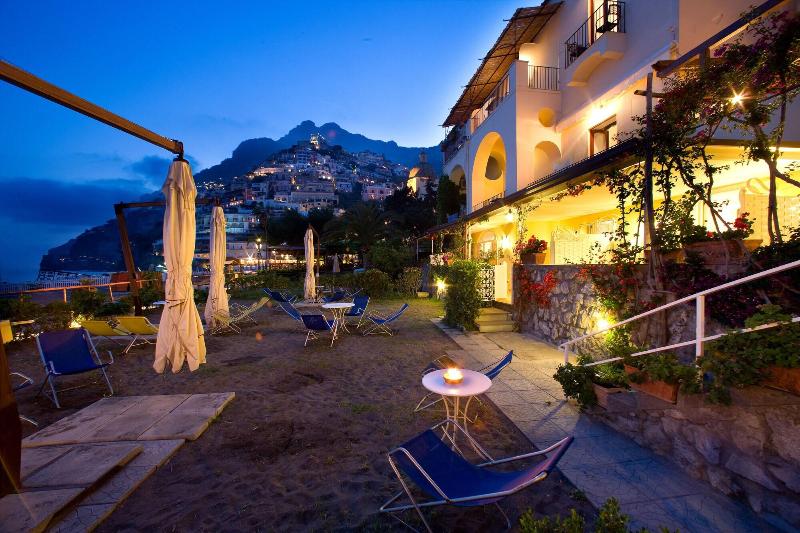 هتل La Caravella Di Positano   Relais & Beach
