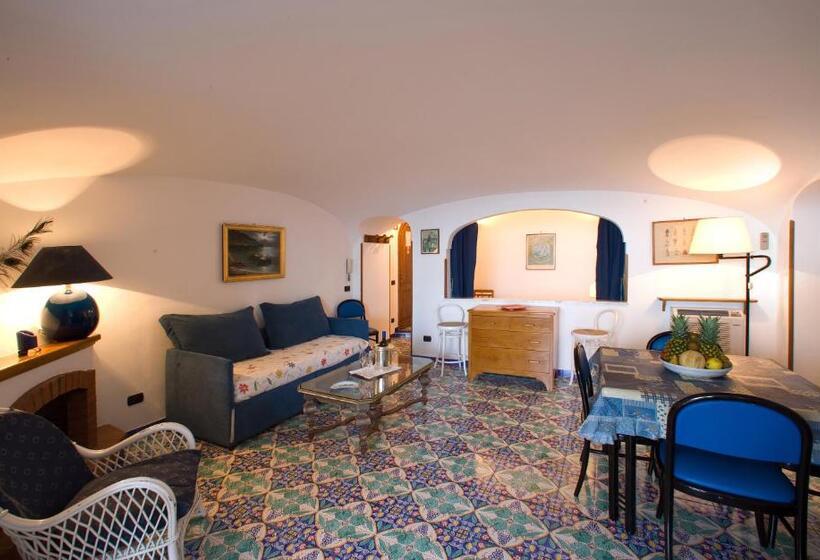 酒店 La Caravella Di Positano   Relais & Beach