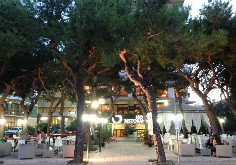 ホテル La Perla Preziosa