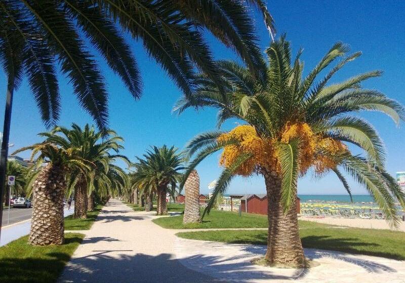 ホテル La Perla Preziosa