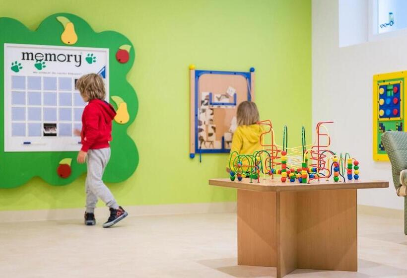 Отель La Pineta