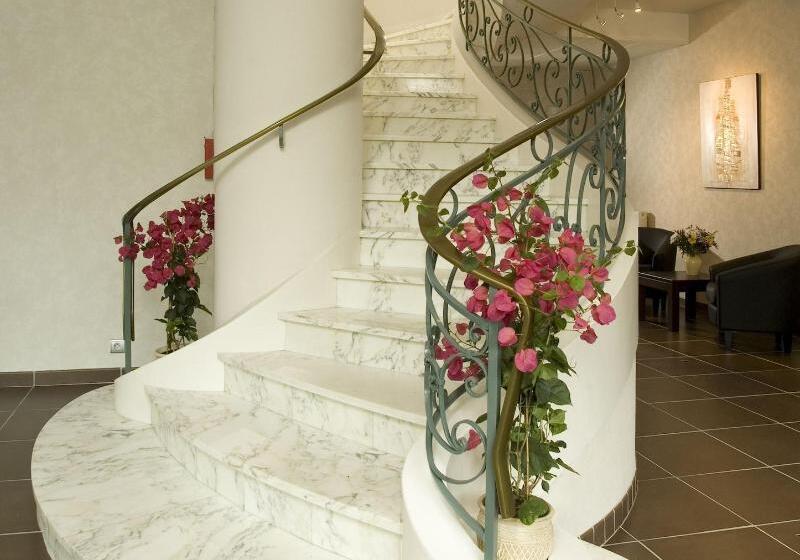 ホテル La Riviere