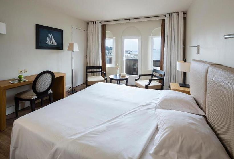 בית מלון כפרי Le Delos