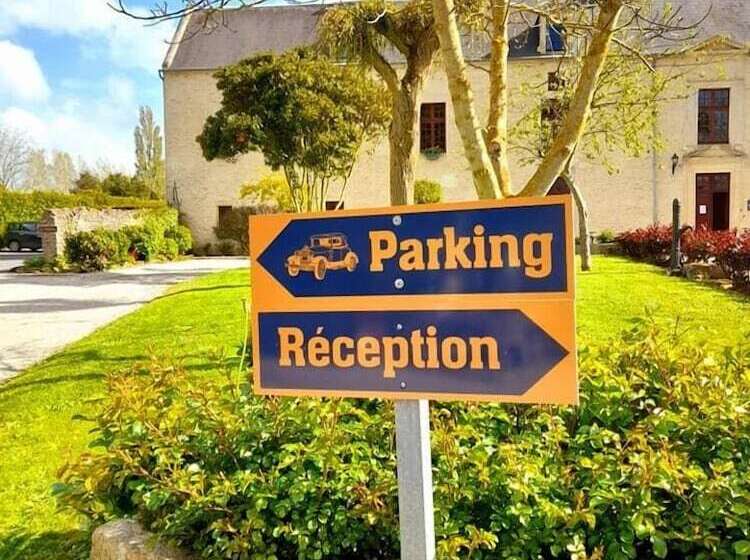 호텔 Hôtel Le Manoir De Mathan Crépon à La Campagne 5 Mn D Arromanches Et 10 Mn De Bayeux