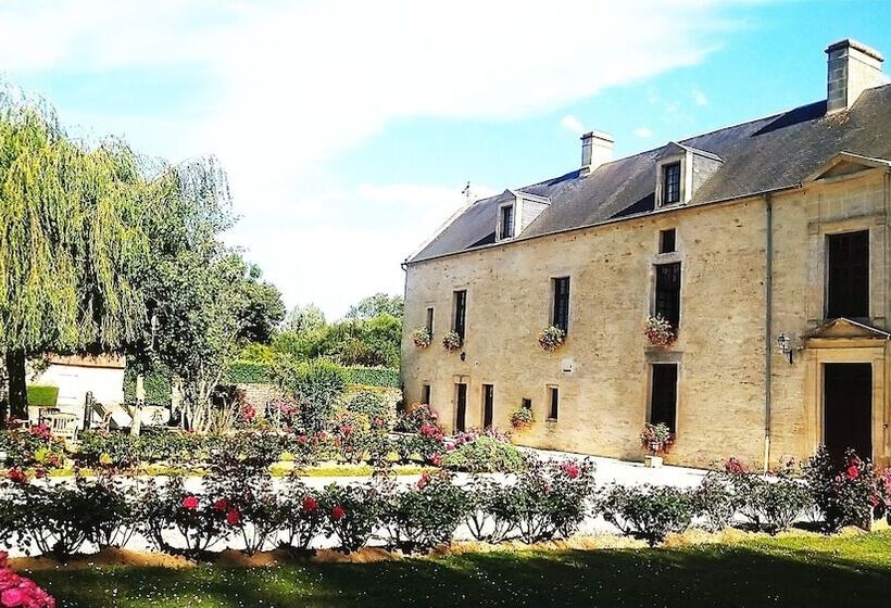 호텔 Hôtel Le Manoir De Mathan Crépon à La Campagne 5 Mn D Arromanches Et 10 Mn De Bayeux