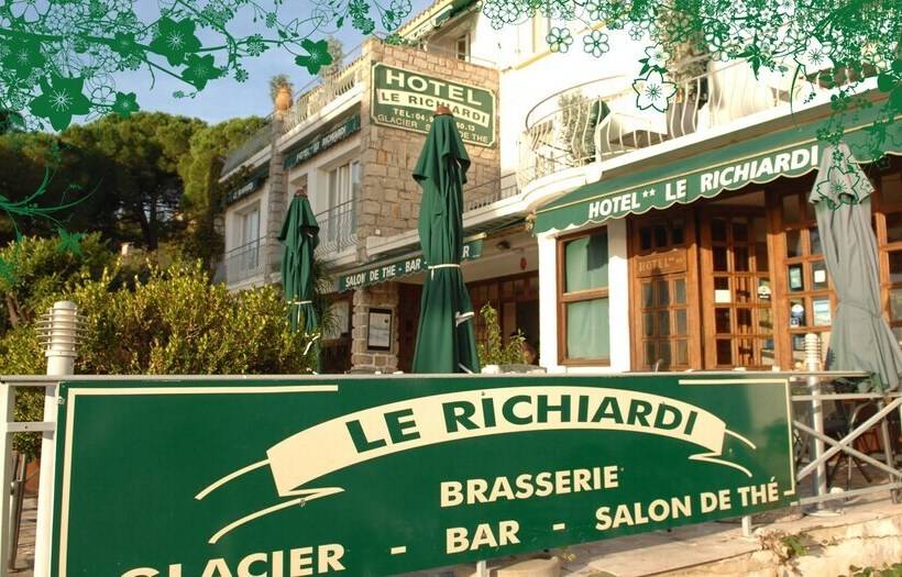 ホテル Le Richiardi