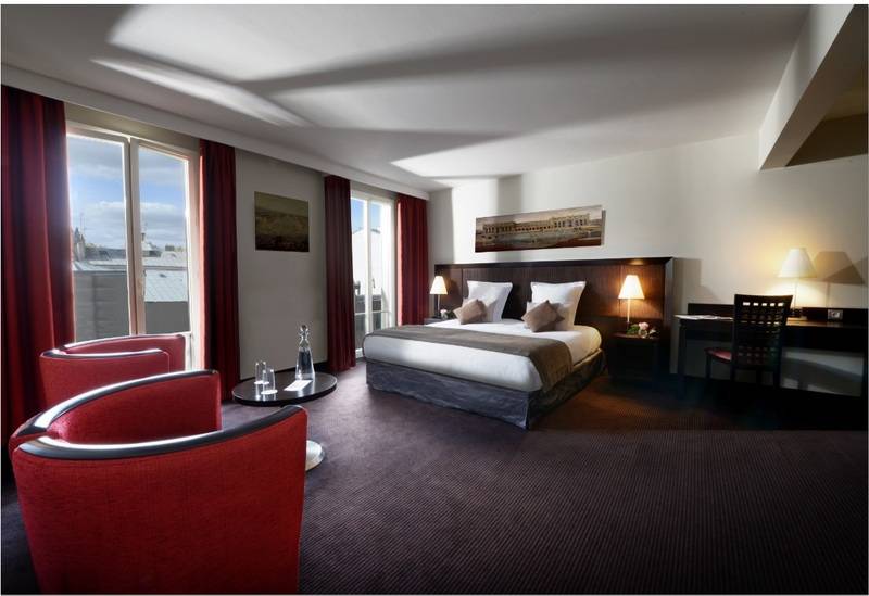 ホテル Le Versailles