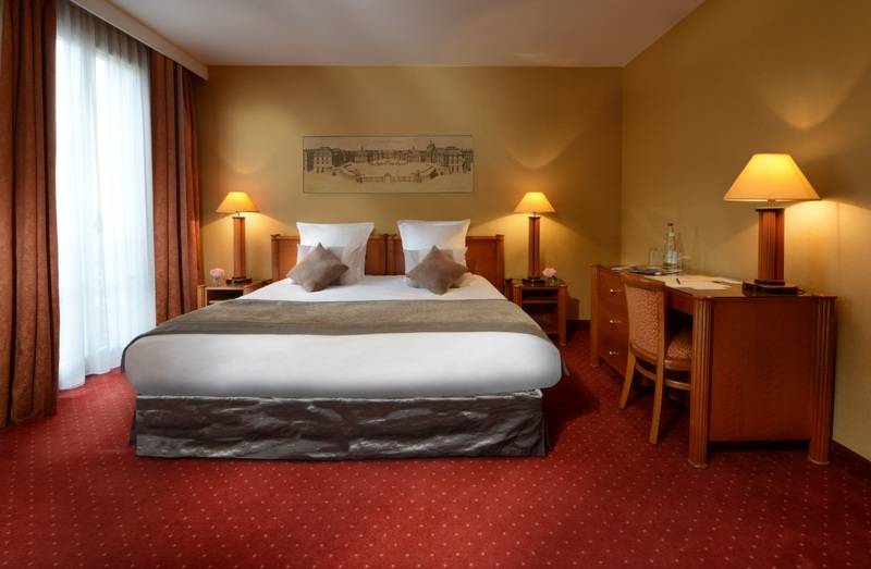 ホテル Le Versailles