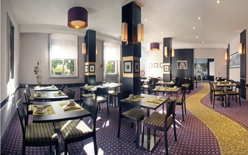 ホテル Le Versailles