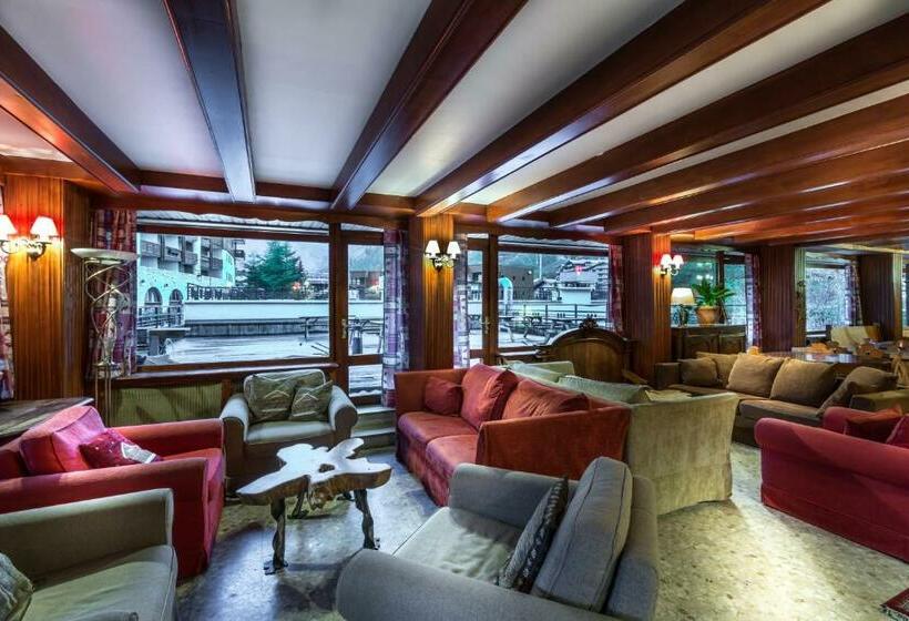 Отель Les Cretes Blanches