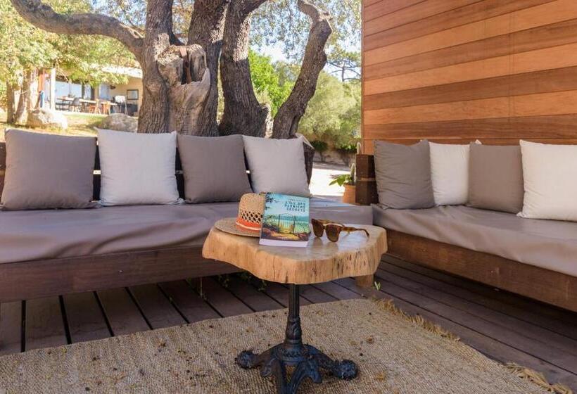 Отель Les Jardins De Mathieu