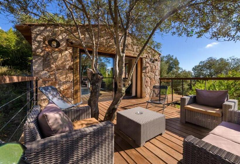 Отель Les Jardins De Mathieu