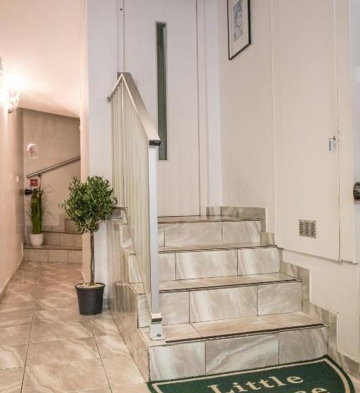 ホテル Little Palace