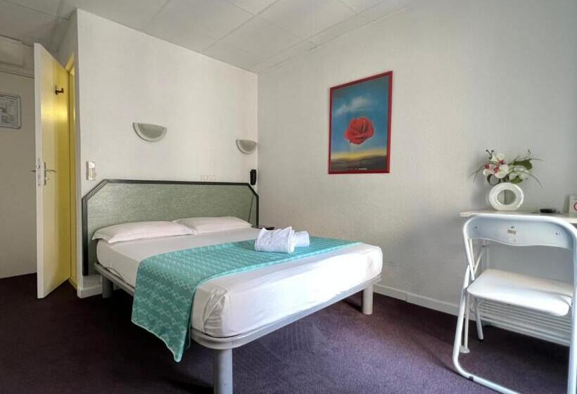 ホテル Little Palace