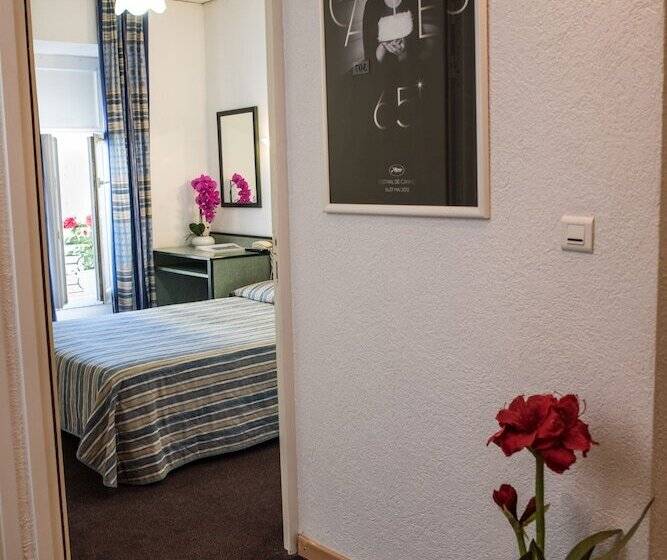 ホテル Little Palace