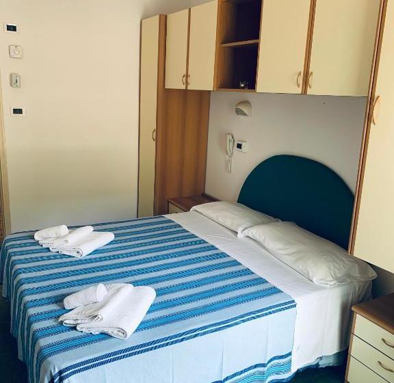 Отель Maria Piera