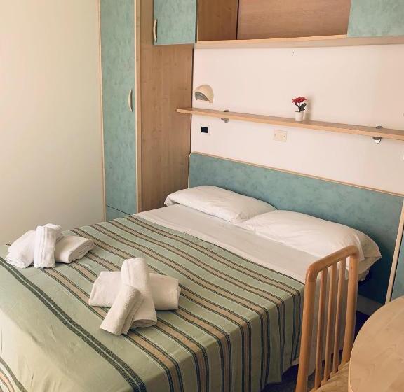 Отель Maria Piera