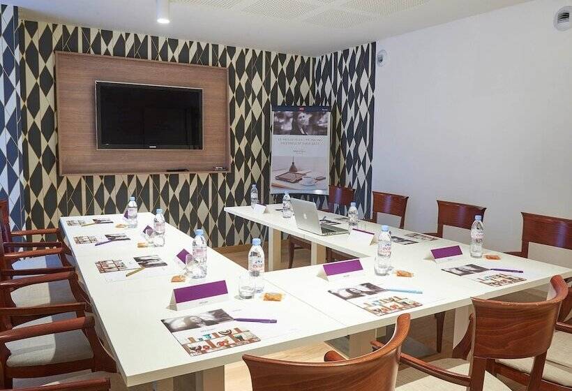 هتل Mercure Brest Centre Les Voyageurs