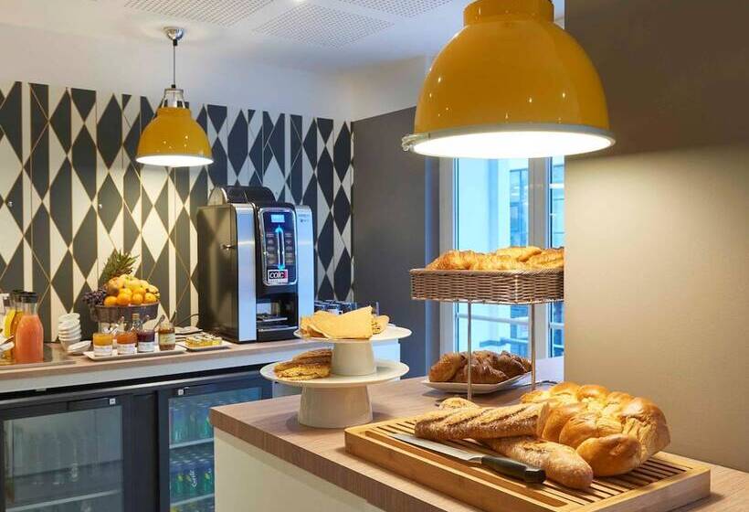 هتل Mercure Brest Centre Les Voyageurs