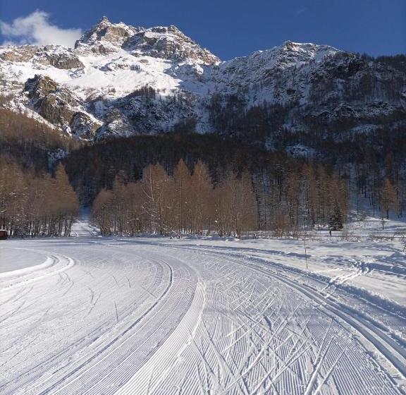 בית מלון כפרי Meublè Meridiana