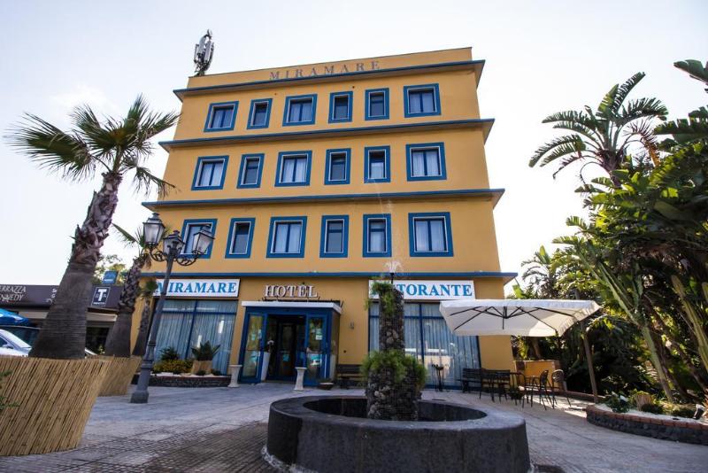 ホテル Miramare