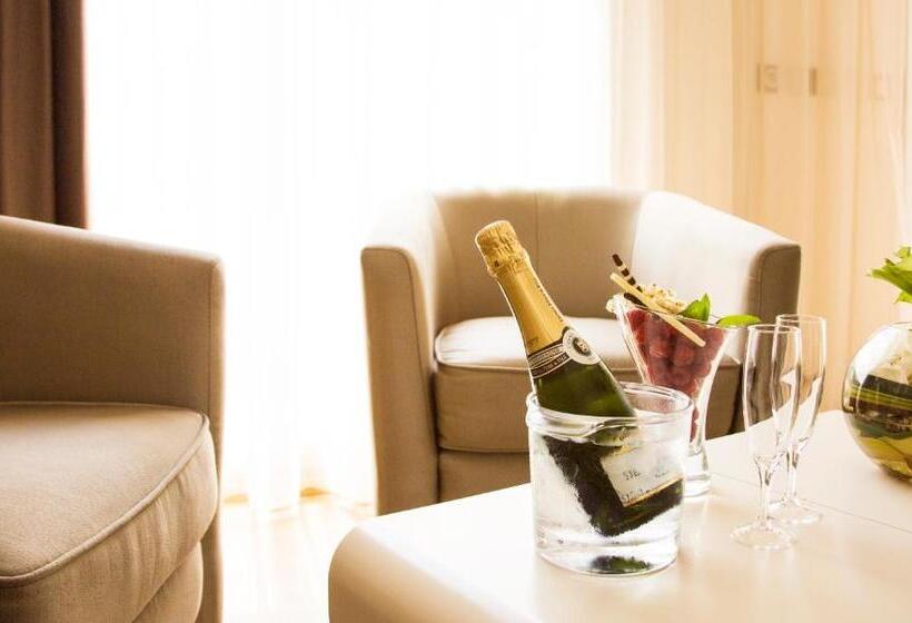 酒店 Montaigne & Spa