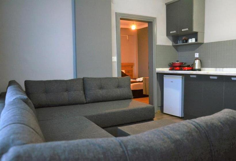 ホテル New Garden Side