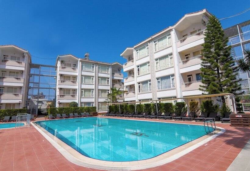 ホテル New Garden Side