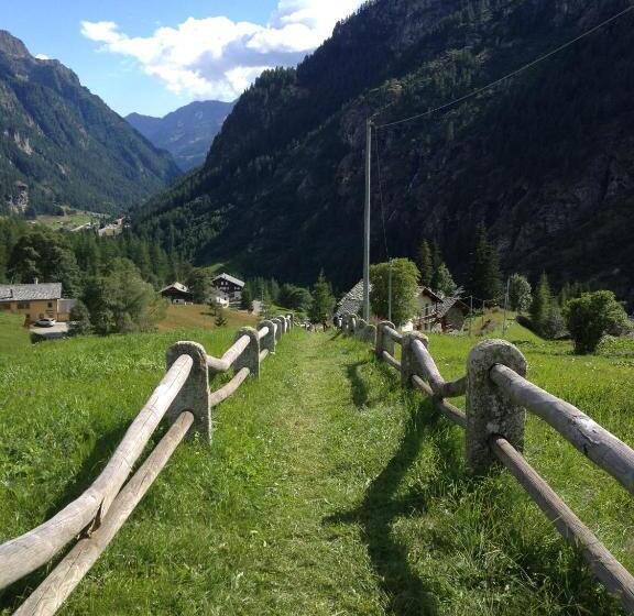 בית מלון כפרי Nordend