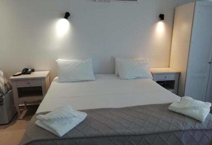 בית מלון כפרי Palazzo Greco