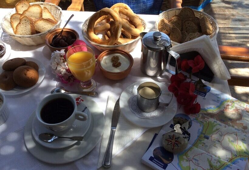 ホテル Panorama Genadi