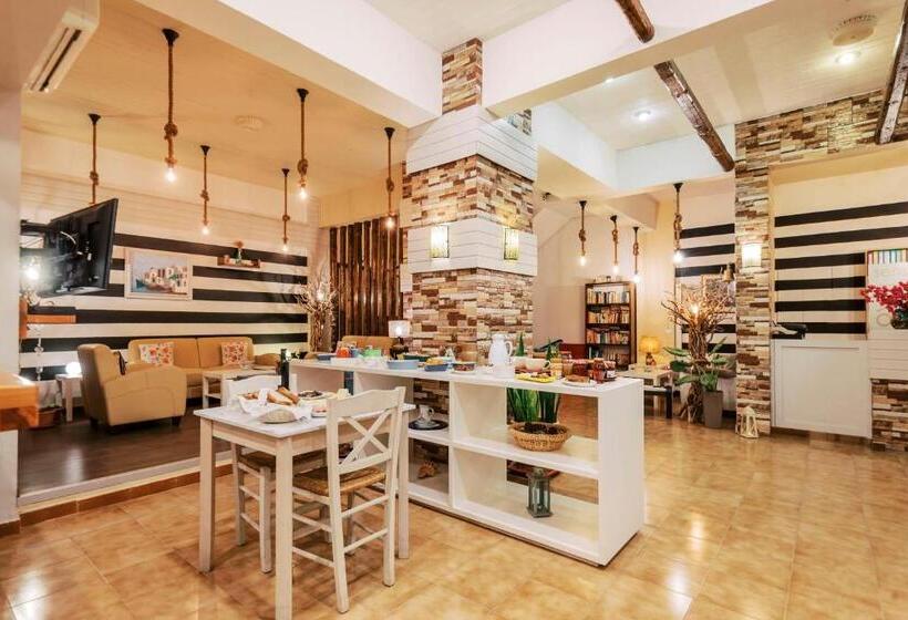 ホテル Panorama Genadi