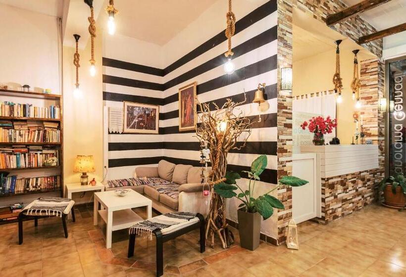 ホテル Panorama Genadi