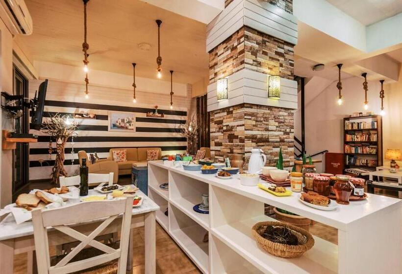 ホテル Panorama Genadi