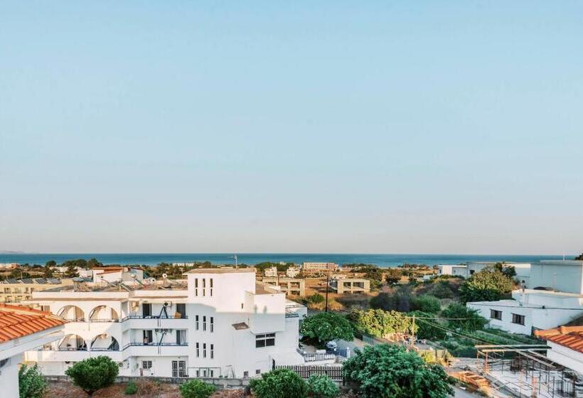 ホテル Panorama Genadi