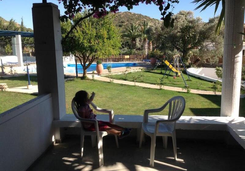 فندق Porto Galini