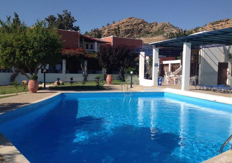 בית מלון כפרי Porto Galini