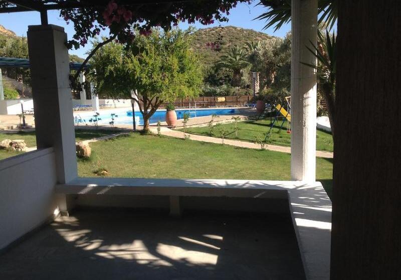 فندق Porto Galini